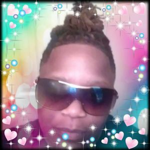 Meet your Posher, Carrie